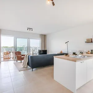 https://apartment-with-stunning-view-of-the-port-of-zeebrugge.bruges-hotels.info